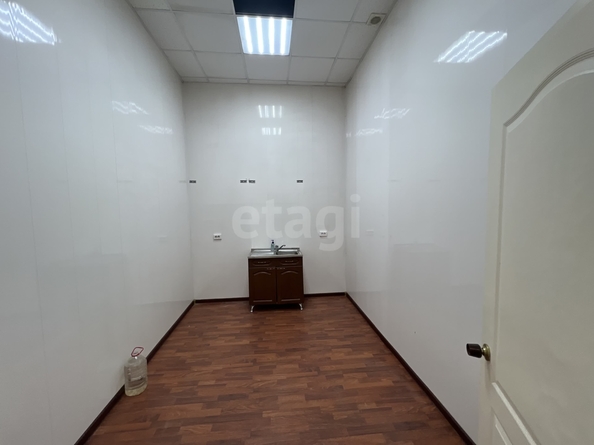 
  Сдается универсальное помещение 77.9 м². Фото 19.