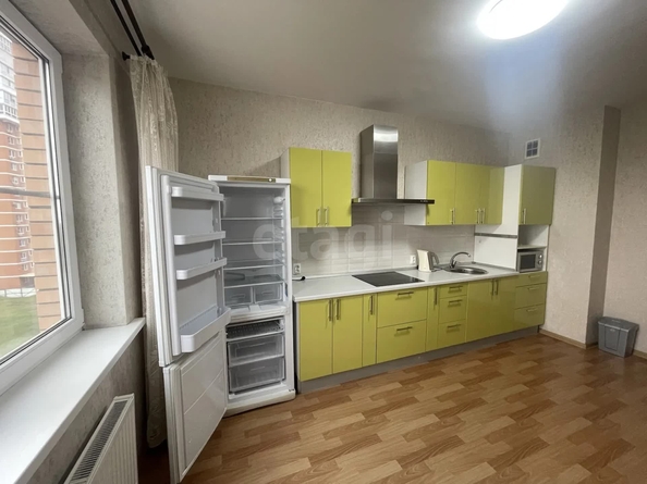 
  Продается 2-комн. квартира 63.9 м². Фото 1.