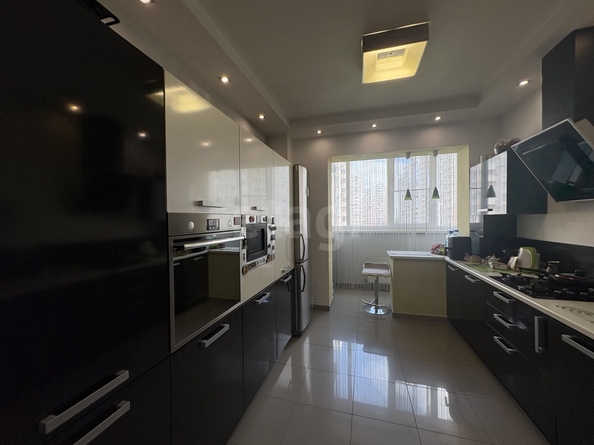
  Продается 4-комн. квартира 198 м². Фото 28.