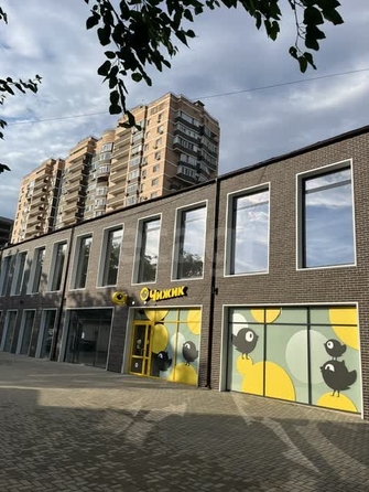 
  Продается торговая площадь 398 м². Фото 1.