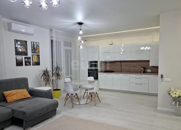 
  Продается 3-комн. квартира 91.8 м². Фото 1.