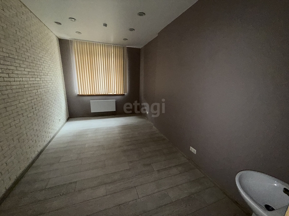 
  Сдается офис 326.9 м². Фото 34.