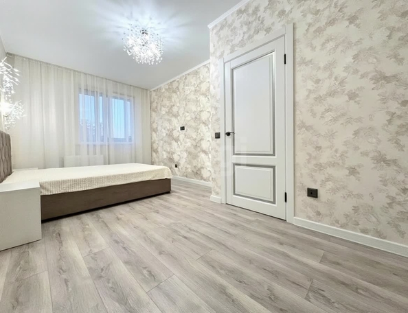 
  Продается 1-комн. квартира 38 м², в ЖК Самолет, литера 27. Фото 7.