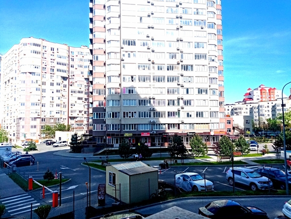 
   Продам 3-комнатную, 72 м², Ленина ул, 185Ак1

. Фото 7.