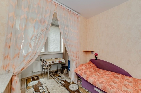 
   Продам 1-комнатную, 35.9 м², Дунаевского И.И. ул, 9

. Фото 4.