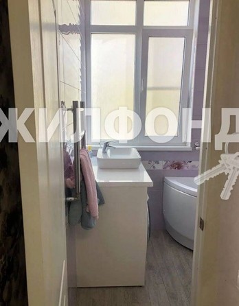 
   Продам 2-комнатную, 37 м², Метелёва ул, 12

. Фото 5.