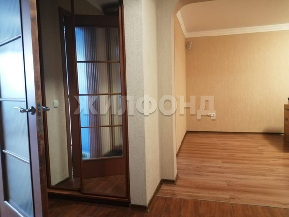 
   Продам 3-комнатную, 120 м², , 100/8

. Фото 24.