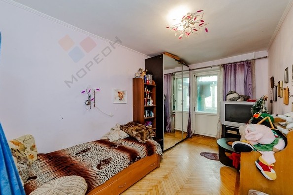 
   Продам 3-комнатную, 60 м², Игнатова ул, 41

. Фото 1.