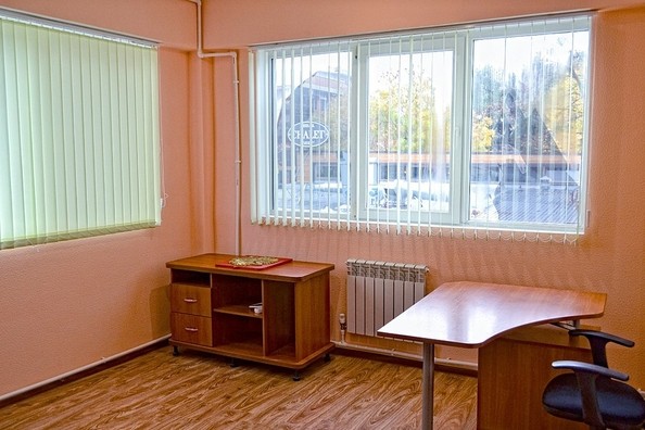 
   Продам офис, 100 м², Краснодарская ул, 2А

. Фото 10.