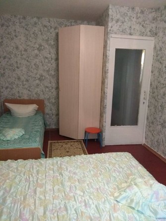 
   Продам 3-комнатную, 70 м², Лазарева ул, 48

. Фото 4.