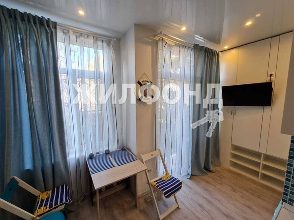 
   Продам 1-комнатную, 26 м², Лескова ул, 25

. Фото 10.