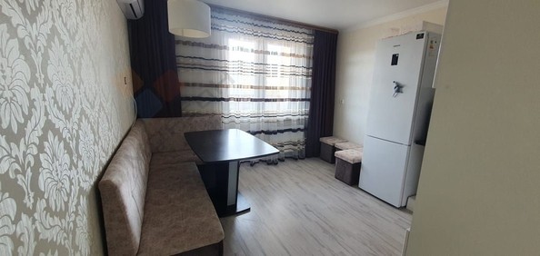 
   Продам 2-комнатную, 57 м², Академика Лукьяненко П.П. ул, 10

. Фото 5.