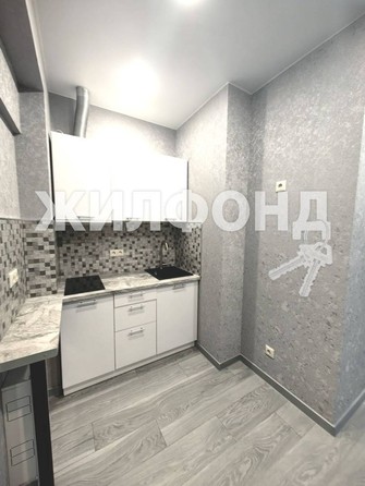 
   Продам апартамент, 28 м², Российская ул, 17

. Фото 5.