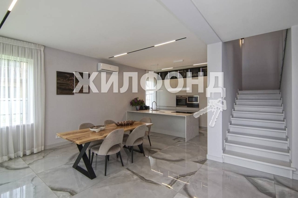 
   Продам дом, 225.9 м², Краснодар

. Фото 8.