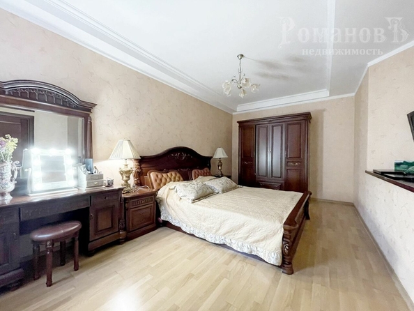 
   Продам 4-комнатную, 178.4 м², Мира ул, 282/2

. Фото 17.