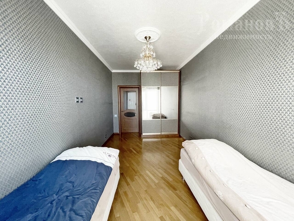 
   Продам 3-комнатную, 94.1 м², Лермонтова ул, 365А2

. Фото 24.