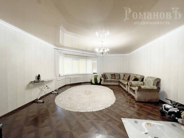 
   Продам 3-комнатную, 140 м², Ломоносова ул, 45

. Фото 3.