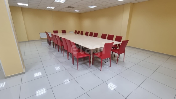 
  Сдается универсальное помещение 600 м². Фото 2.