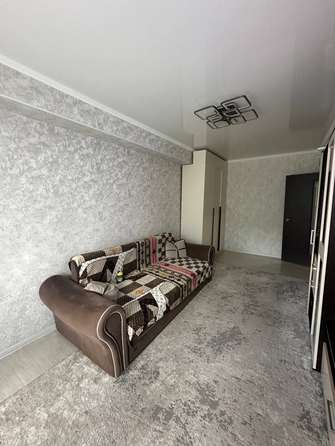 
   Продам 2-комнатную, 51 м², Калинина пр-кт, 20

. Фото 3.