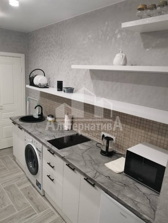 
  Продается 1-комн. квартира, 34 м², Гастелло ул
. Фото 2.