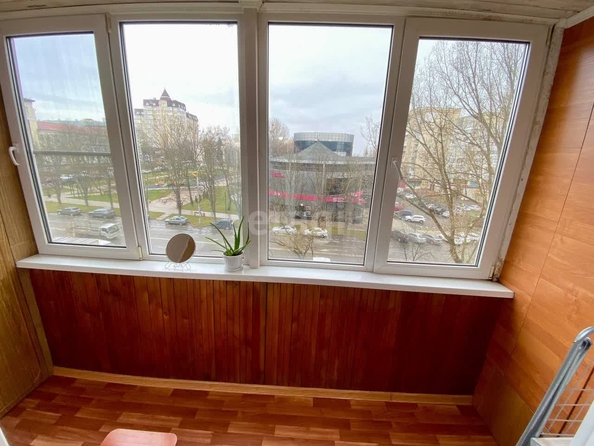 
  Продается 4-комн. квартира, 120 м², Ленина ул, д. 184
. Фото 9.