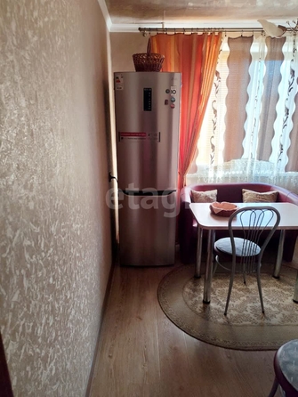 
   Продам 2-комнатную, 57 м², 50 лет ВЛКСМ ул, 67/2

. Фото 2.