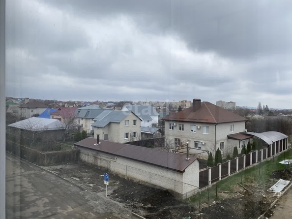 
   Продам 1-комнатную, 40.3 м², Пригородная ул, 251в

. Фото 17.