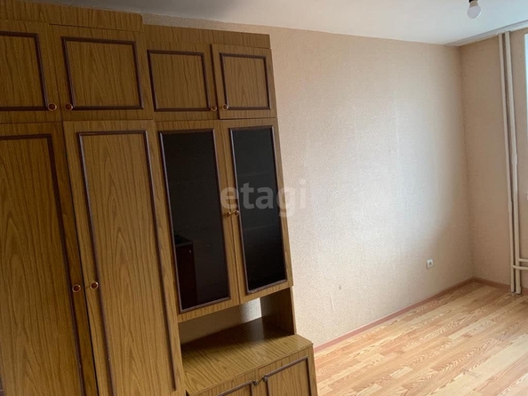 
   Продам 3-комнатную, 71.2 м², Южный обход ул, 12/14

. Фото 12.