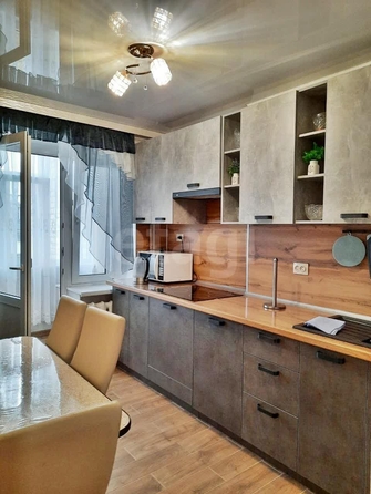
  Продается 3-комн. квартира, 65 м², Ленина ул, д. 301
. Фото 8.
