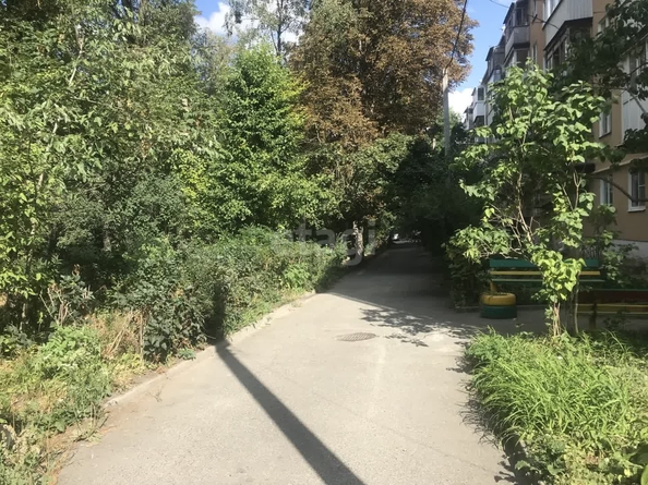 
  Продается 2-комн. квартира, 42.9 м², Дзержинского ул, д. 228
. Фото 8.