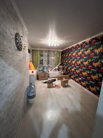 
  Продается 4-комн. квартира, 94.5 м², Репина ул, д. 198
. Фото 5.