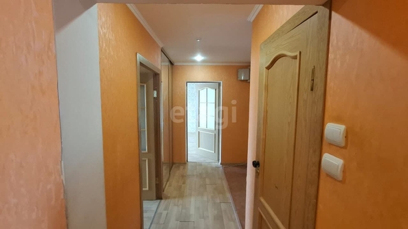 
   Продам 3-комнатную, 70 м², 50 лет ВЛКСМ ул, 85

. Фото 1.