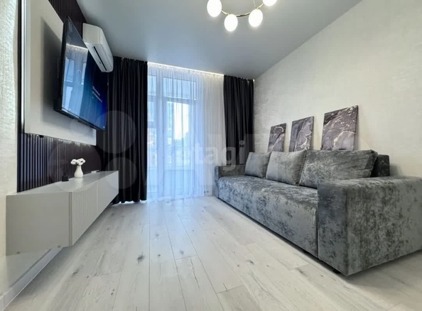 
   Продам 1-комнатную, 35.9 м², Тухачевского ул, 33

. Фото 2.
