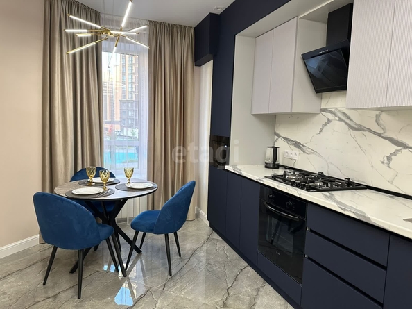 
   Продам 1-комнатную, 40 м², Матрёны Наздрачёвой ул, 3/3к2

. Фото 1.