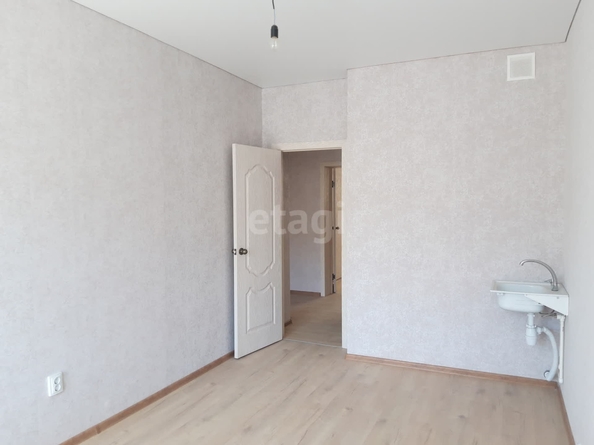 
   Продам 2-комнатную, 54.1 м², Чапаева ул, 4/1а

. Фото 1.