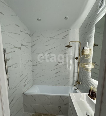 
   Продам 2-комнатную, 53.3 м², Матрёны Наздрачёвой ул, 3/1

. Фото 5.