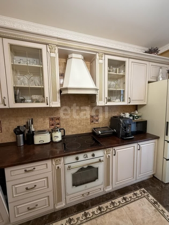 
   Продам 1-комнатную, 64.5 м², Дзержинского ул, 140

. Фото 2.
