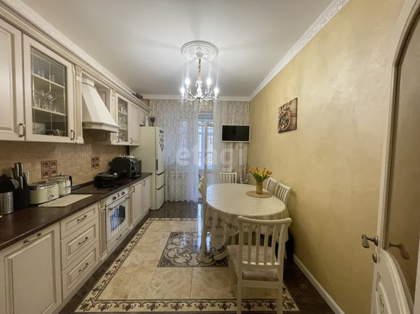 
   Продам 1-комнатную, 64.5 м², Дзержинского ул, 140

. Фото 24.