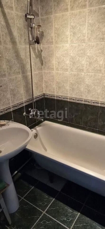 
   Продам 2-комнатную, 52.6 м², Серова ул, 458

. Фото 7.
