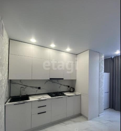 
  Сдам в аренду 1-комнатную квартиру, 37 м², Ставрополь

. Фото 1.