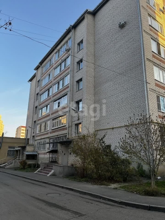 
   Продам 2-комнатную, 69.2 м², Чехова ул, 49

. Фото 20.