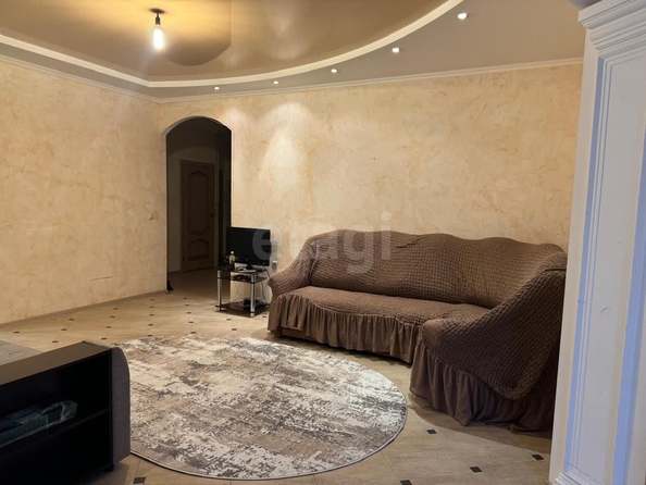 
   Продам 2-комнатную, 59.9 м², Черниговская ул, 4

. Фото 3.