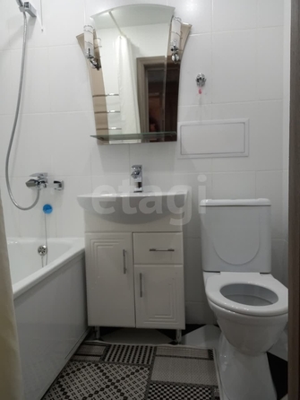 
   Продам 1-комнатную, 33 м², 50 лет ВЛКСМ ул, 3/4

. Фото 8.