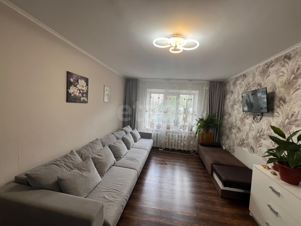 
   Продам 2-комнатную, 60.4 м², Ленина ул, 74/17

. Фото 2.