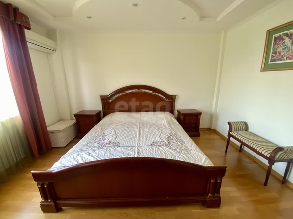 
   Продам 4-комнатную, 180 м², Ленина ул, 245

. Фото 18.