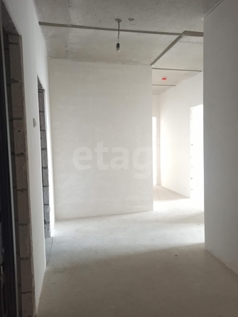 
   Продам 2-комнатную, 58 м², Николая Голодникова ул, 4к1

. Фото 9.