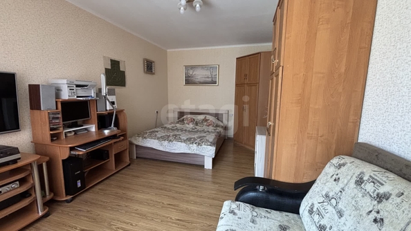 
  Продается 1-комн. квартира, 39.6 м², Родосская ул, д. 7
. Фото 2.