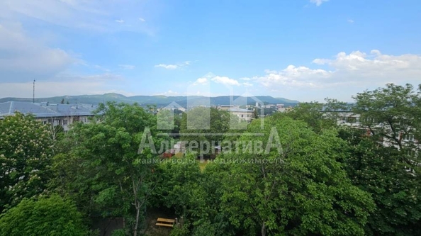 
  Продается 2-комн. квартира, 43 м², Андрея Губина ул
. Фото 9.