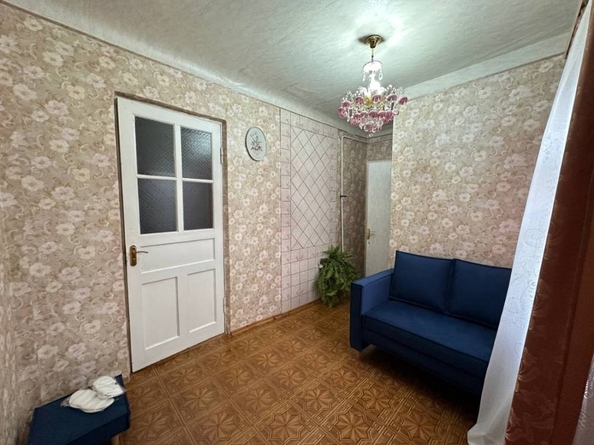 
  Продается 4-комн. квартира, 51.8 м², Кабардинская ул
. Фото 18.