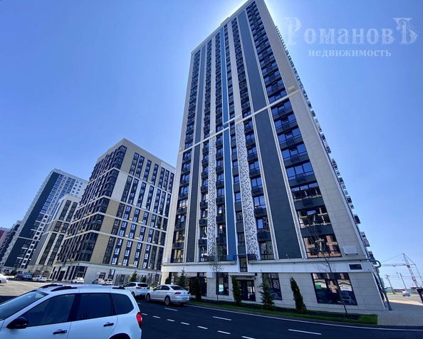 
  Продается 2-комн. квартира, 69 м², Андрея Голуба ул, д. 16к3
. Фото 2.